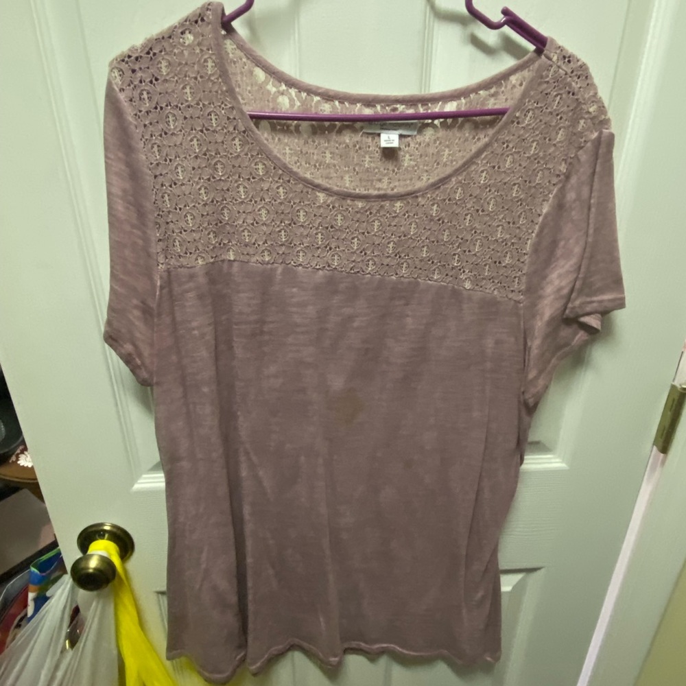 EUC Liz Lange Maternity Heathered Purple Lace Blouse Size Large